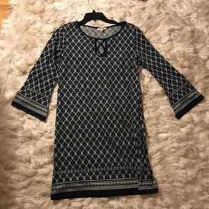 Mid sleeve patterned dress